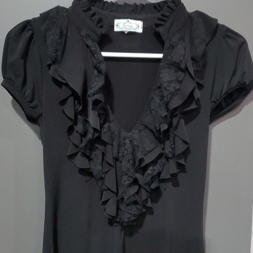 Ruffle blouse - Picture 4 of 5